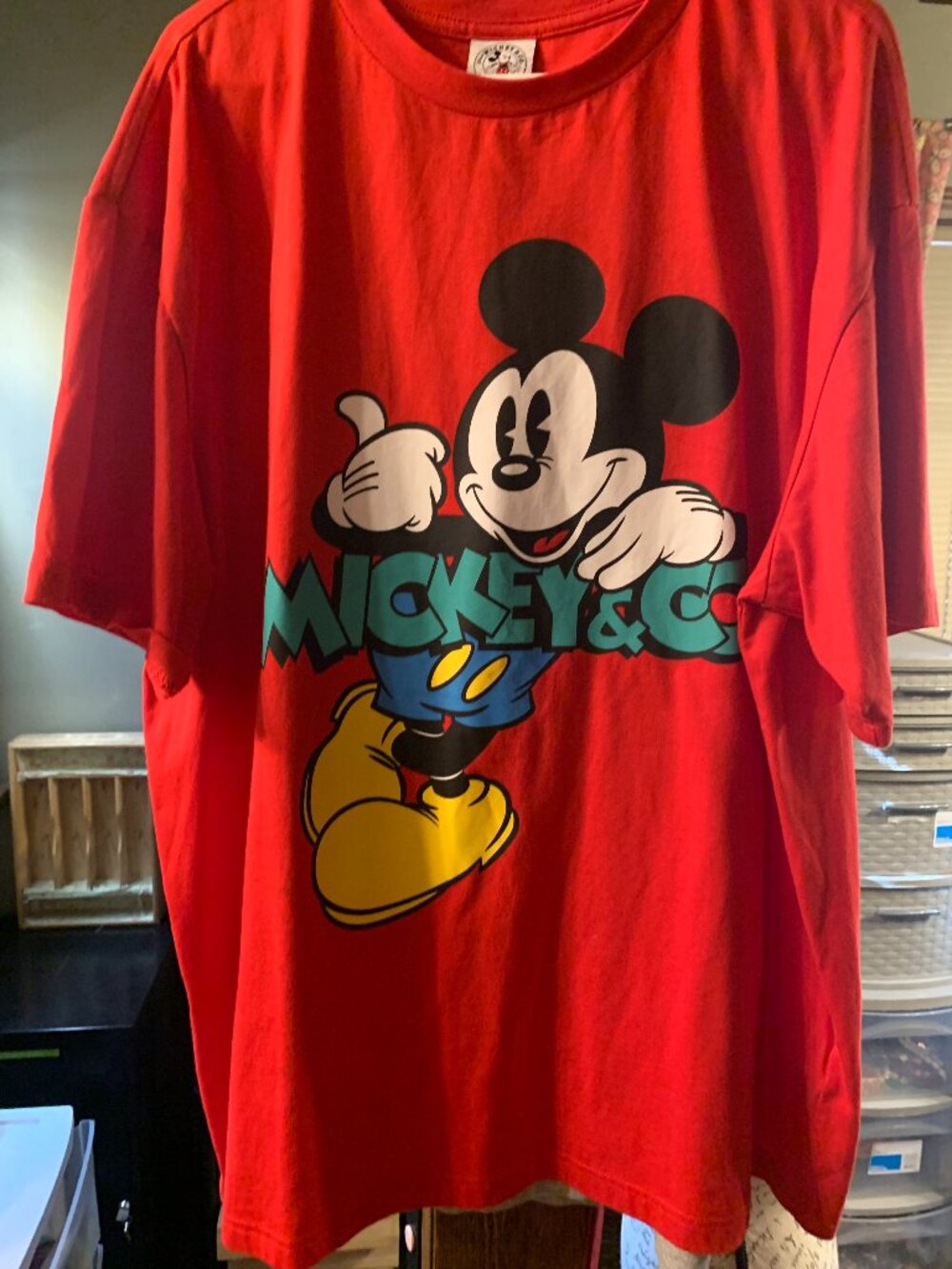 Mickey Mouse & Co Red Graphics Short Sleeve 2XL T Shirt